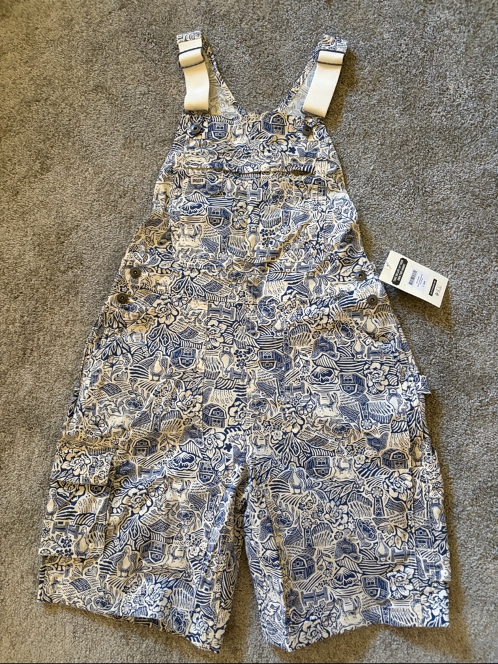 Duluth Trading Co women’s short overalls